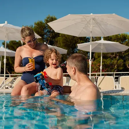 Bluesun Village Afrodita Hotel 4*