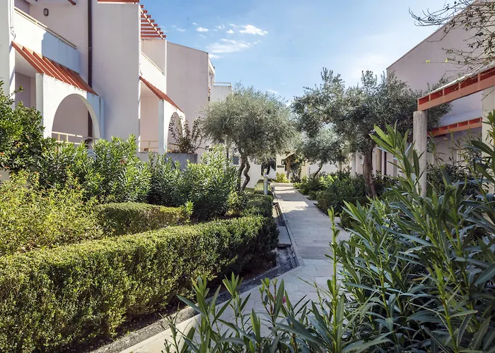 Szálloda Bluesun Village Afrodita 4*