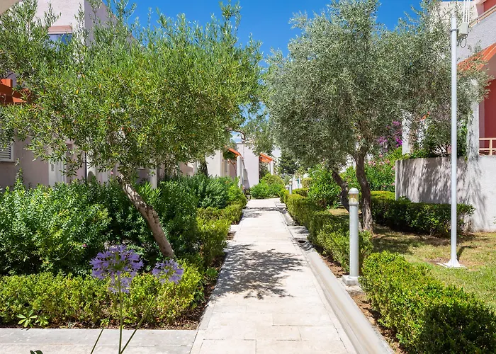 Szálloda Bluesun Village Afrodita 4*